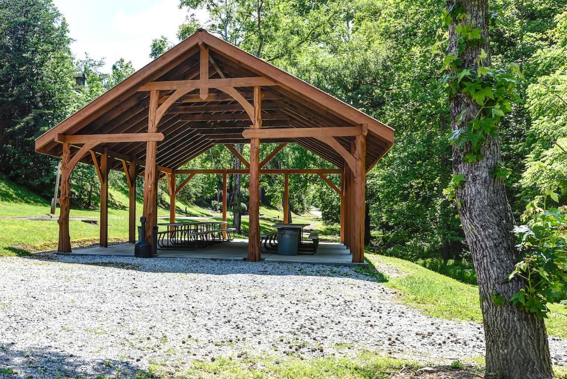 Woodland Escape Villa Pigeon Forge Kültér fotó