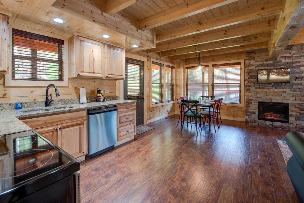 Woodland Escape Villa Pigeon Forge Kültér fotó